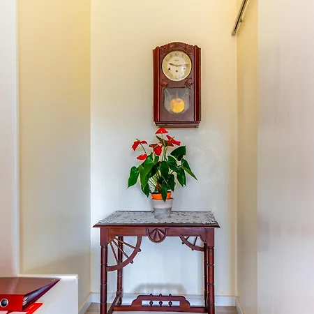 Casa Julio Henriques Nyaraló *