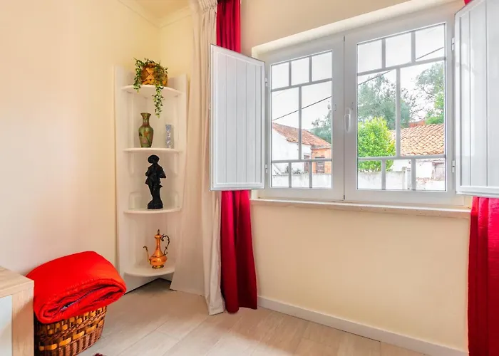 Casa Júlio Henriques * Caldas Da Rainha